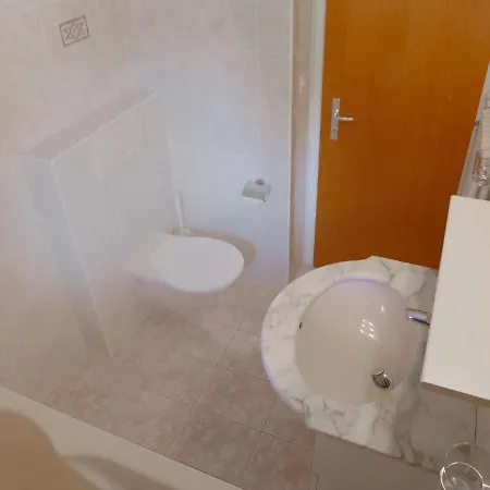 Europa By Interhome Lejlighed Crans-Montana