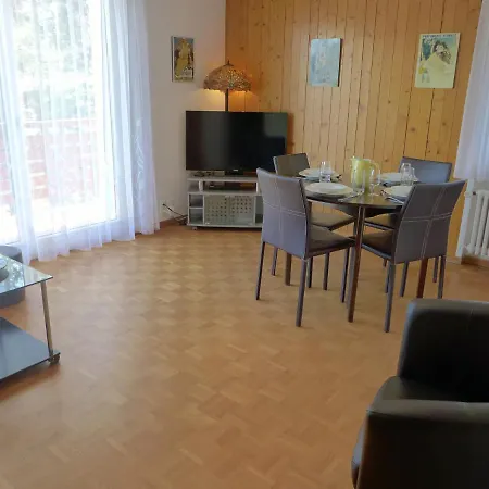 Europa By Interhome קראנס-מונטנה